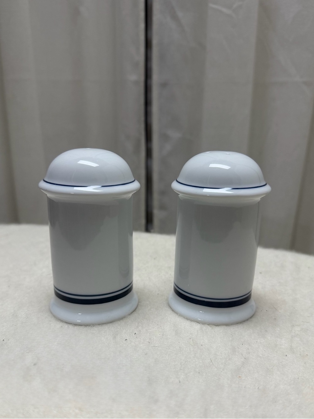 Dansk White Porcelain Shaker Pair with Navy Trim